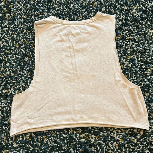Cropped Aerie offline sleeveless lightweight sweatshirt size medium - Picture 2 of 3